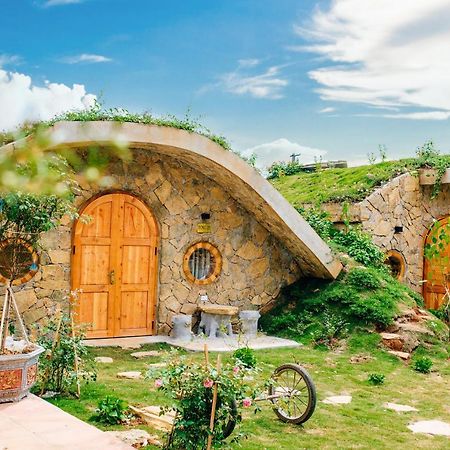 Moc Chau Hobbiton Bed & Breakfast Bagian luar foto